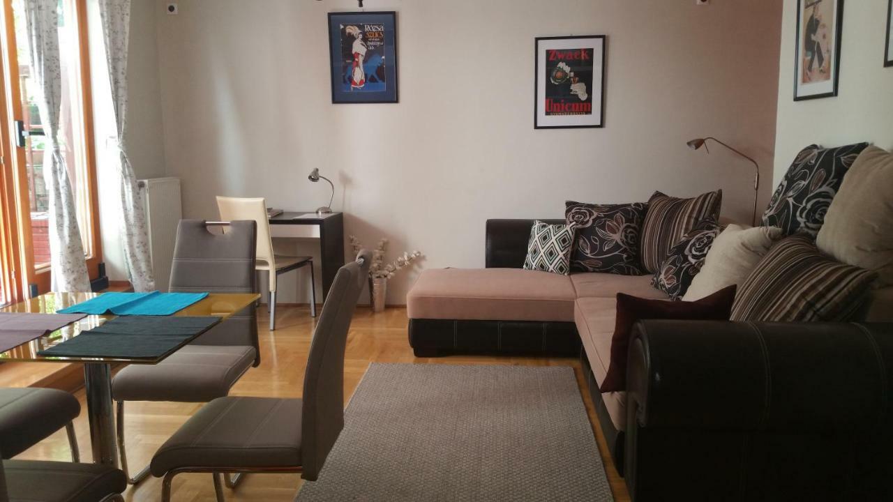 Downtown Garden Isle In Urban Style-Free Parking Apartment Budapest Luaran gambar