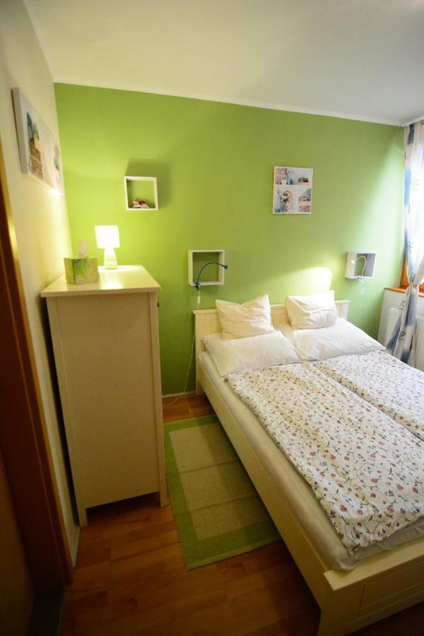 Downtown Garden Isle In Urban Style-Free Parking Apartment Budapest Luaran gambar