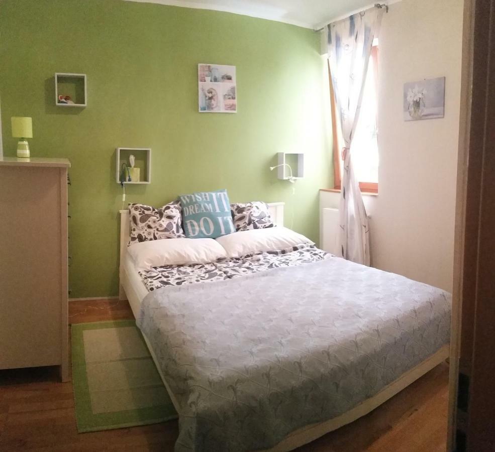 Downtown Garden Isle In Urban Style-Free Parking Apartment Budapest Luaran gambar